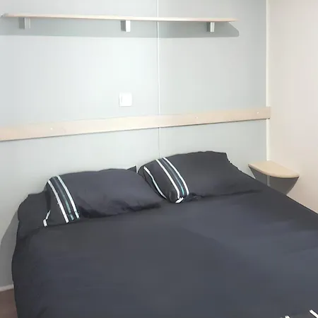 Holiday home With Shared Pool In + 30 M² + Pool.
