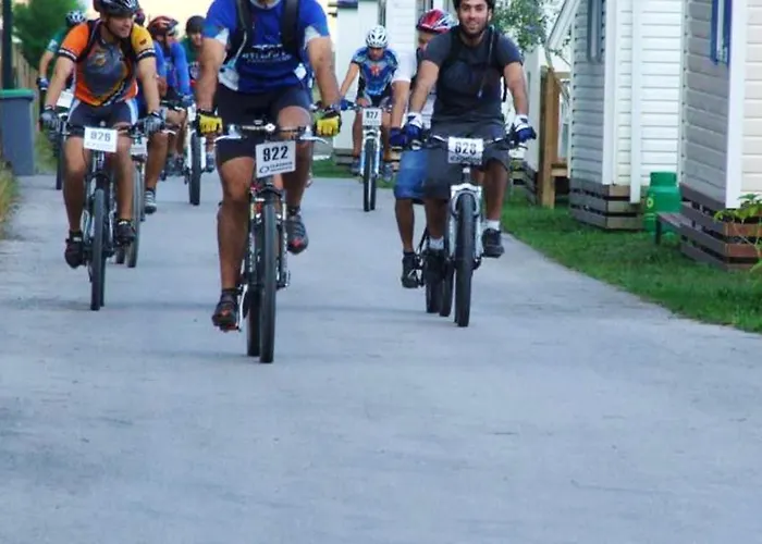 With Shared Pool In + 30 M² + Pool. 펜션