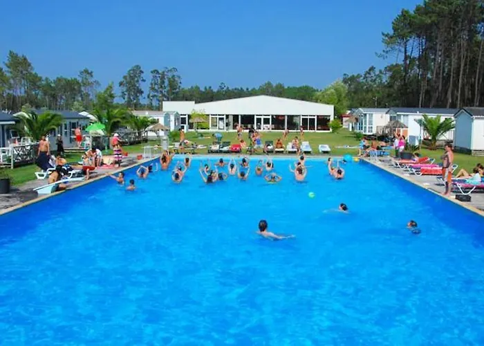 With Shared Pool In + 30 M² + Pool. *