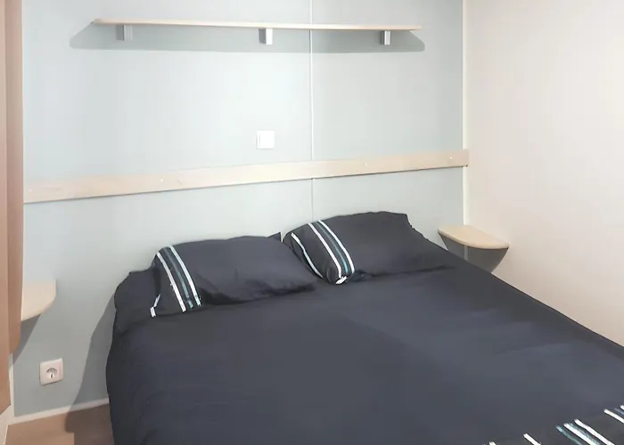 펜션 With Shared Pool In + 30 M² + Pool. 파타이아스