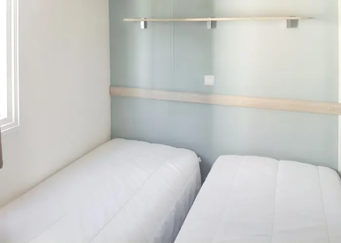 With Shared Pool In + 30 M² + Pool. 파타이아스